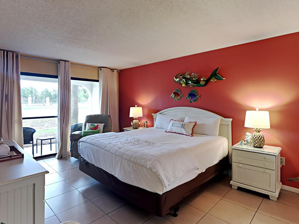 Apartment Edgewater 1702